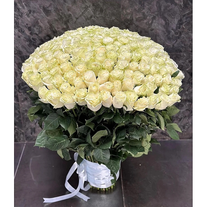 White Prestige Rose Bouquet