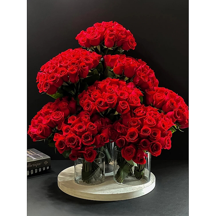 Amore Grande 200 Roses