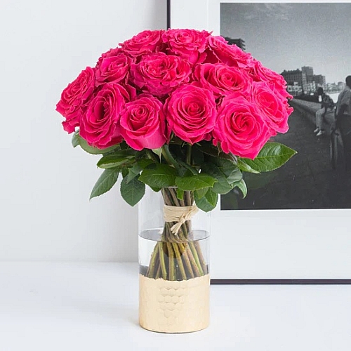 Hot Pink Pop 25 Roses