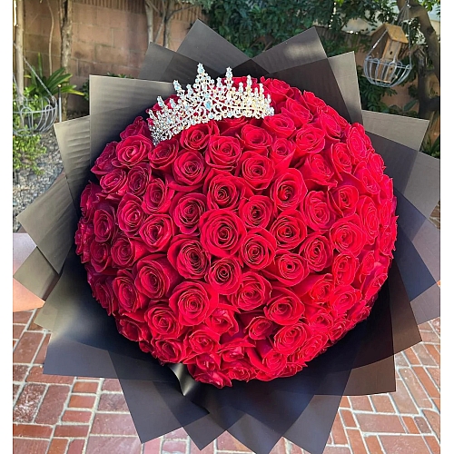 Princess Crown 100 Roses