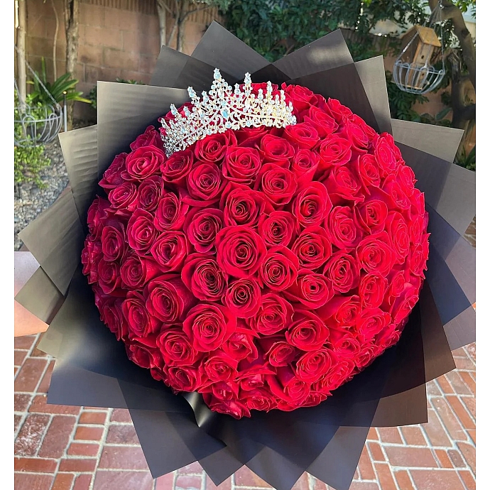 Princess Crown 100 Roses